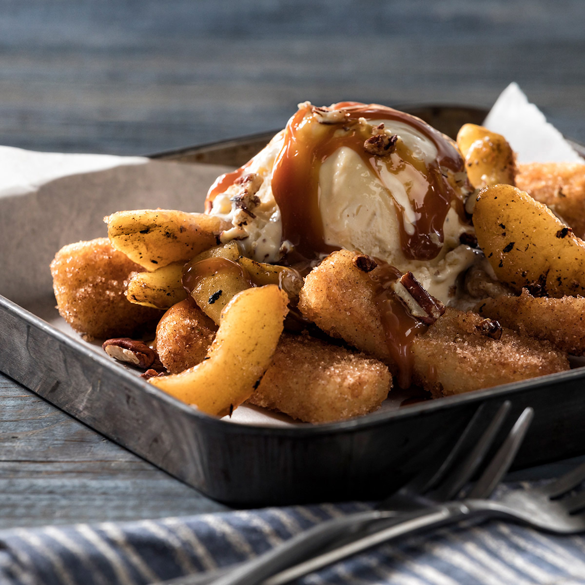 Simplot RoastWorks® Ready-to-Eat Flame-Roasted Fuji Apples Simplot RoastWorks® Ready-to-Eat Flame-Roasted Fuji Apples